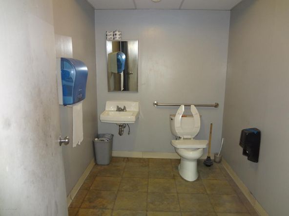 816 Providence Rd, Scranton, PA 18508